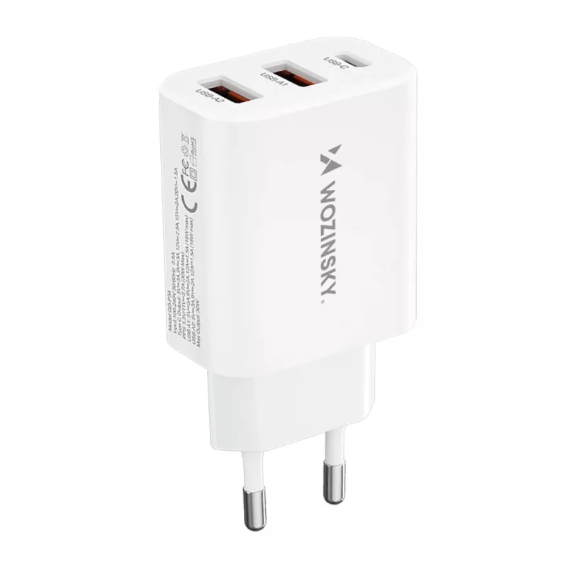 Wozinsky CWCUCW 30W USB-C / 2 x USB-A sieninis įkroviklis - baltas