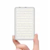 Ulanzi VL120 3200K-6500K Bi-Color LED Video Light su LCD ekranu