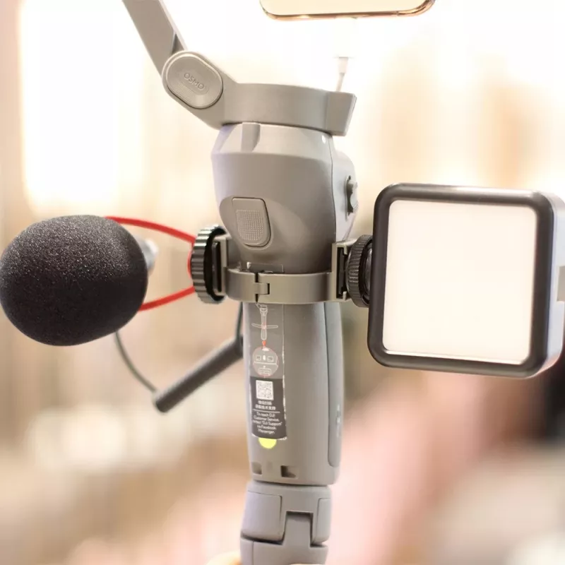 Ulanzi R037 Cold Shoe Mount Adapter, skirta DJI Osmo Mobile 3 – juoda