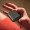 Dudao K22+ Ultra-Compact Power Bank 10000mAh 22.5W USB-C su dirželiu / laidu - Pilka