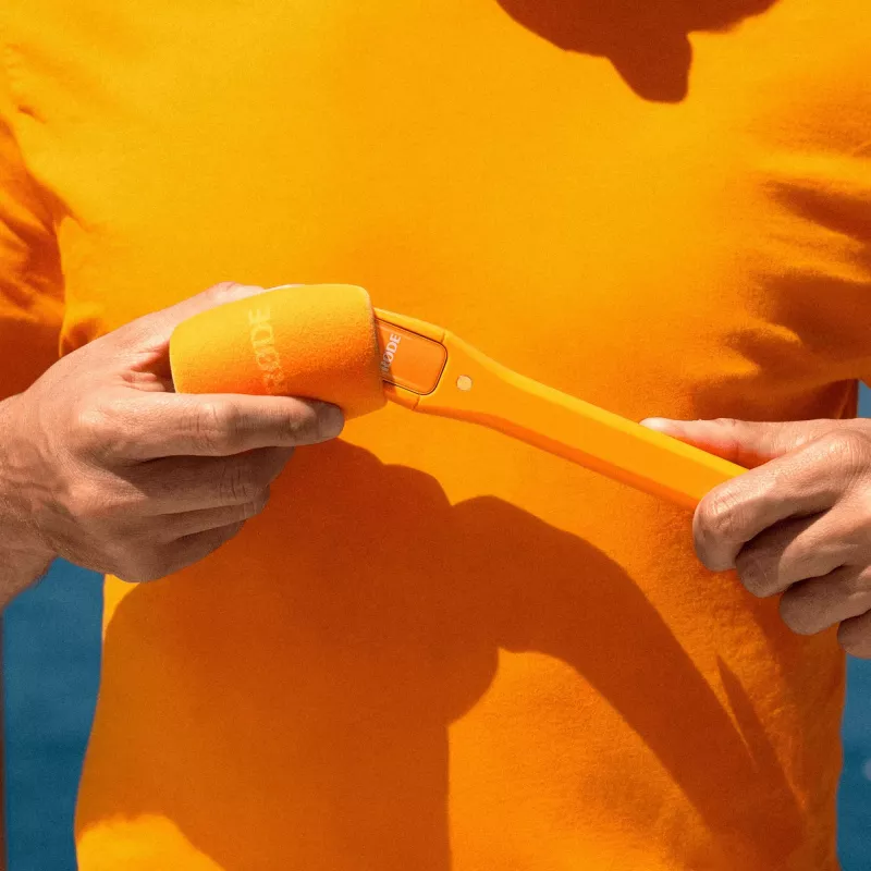 RODE Interview Micro (Orange) – rankinis adapteris belaidžiams siųstuvams Wireless GO