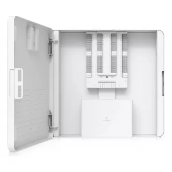 „Ubiquiti Alarm Hub Kit“ – išmanus namų apsaugos rinkinys su valdikliu, sirena ir judesio davikliu