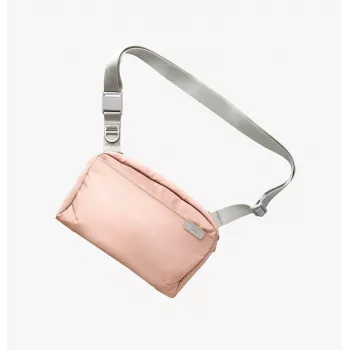 UNIQ Arden Sling 2L Black