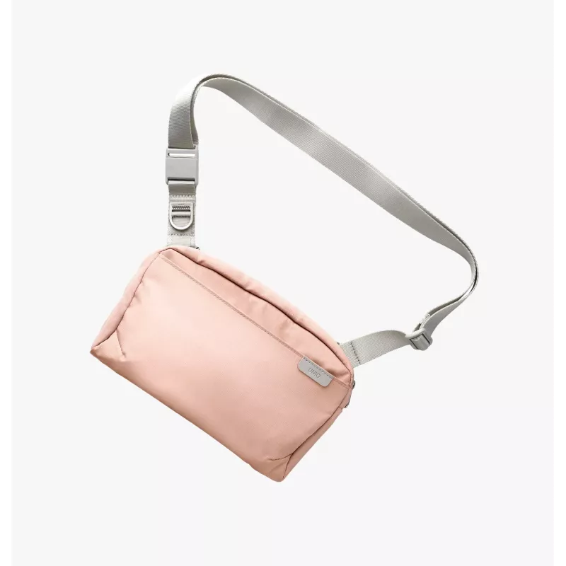 UNIQ Arden Sling 2L Black