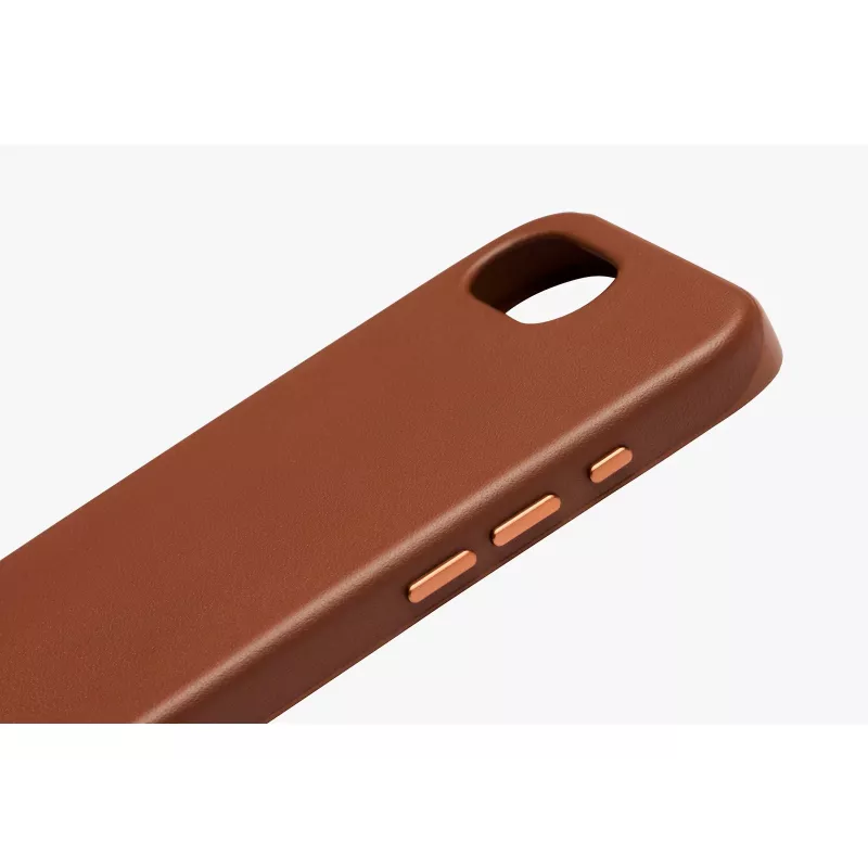 Bellroy Leather Case for iPhone 16e, Brown