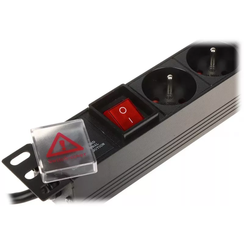 DELTA PD-8/R-IEC 8-ių lizdų maitinimo juosta su apsauga nuo viršįtampių 230V 10A juoda