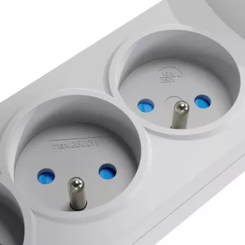 Getfort 5P-1.5M-G apsauginis tinklo filtras su 5 lizdais, 1,5 m laidu, pilkas