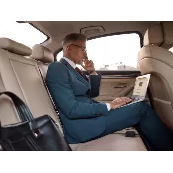 AVACOM automobilinis nešiojamojo kompiuterio įkroviklis USB Type-C 65W Power Delivery