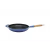 Le Creuset Signature 20258282200422 ketaus keptuvė su medine rankena