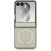 Guess Magnetic Ring Stand Grained Classic Logo MagSafe dėklas, skirtas Samsung Galaxy Z Flip 8, smėlio spalvos