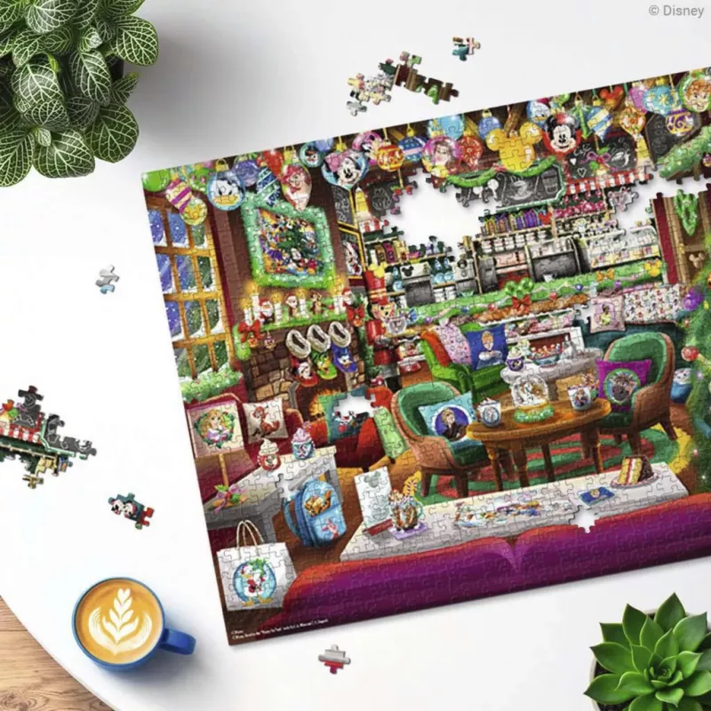 Ravensburger dėlionė Disney Christmas Cafe (1000 dalių)