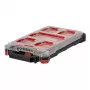 Milwaukee PACKOUT Slim Organizer Medium 8277387 - IP65 atsparus vandeniui ir dulkėms, 10 išimamų dėtuvių, skaidrus polikarbonato dangtis, metalinės sustiprintos skląsčiai, raudonas/juodas