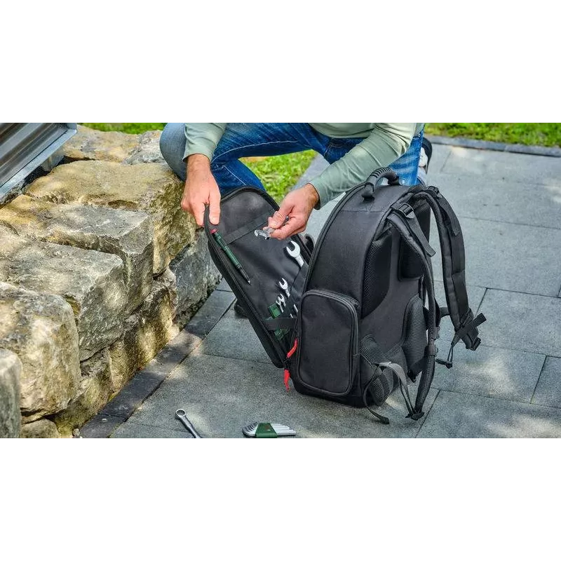 Bosch Power Tools 60 dalių įrankių komplektas kuprinėje (juoda/žalia)