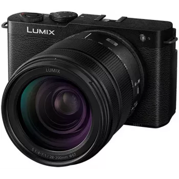 Panasonic Lumix DC-S9 fotoaparatas su 28-200mm objektyvu, ryškiai juoda (DC-S9HE-K)