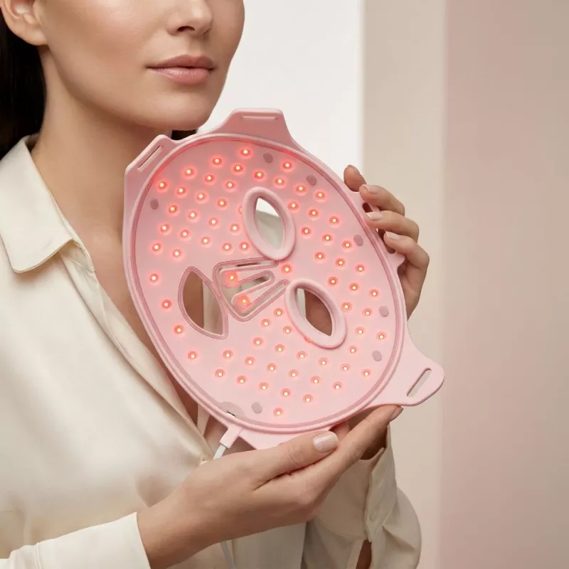 Medivon LED šviesos veido kaukė Lumi Fit – 7 spalvų fotonų terapija su 192 LED, belaidžiu nuotolinio valdymo pulteliu, įkraunama