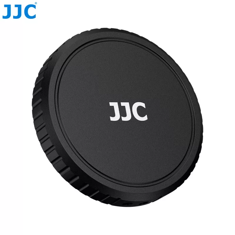 JJC LRR-OA6K2 objektyvo dangtelio ir dekoratyvinių žiedų rinkinys, skirtas DJI Osmo Action 6 (juodas dangtelis, raudonas ir mėlynas žiedai)