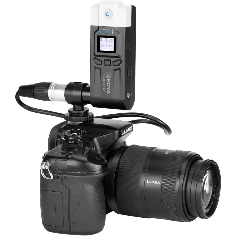 BOYA BY-WM8 Pro-K7 dviejų kanalų UHF belaidė apykaklinė mikrofonų sistema su 48 kanalais, 100 m veikimo atstumu, prie fotoaparato tvirtinamu imtuvu (568-590 MHz)