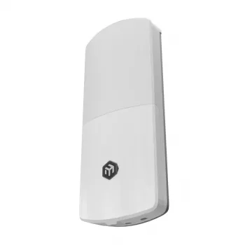 MikroTik FTC21-UPS šviesolaidžio–vario keitiklis su integruotu UPS, 1x Gigabit Ethernet, 1x SFP, pasyviu PoE, akumuliatoriaus atsargine maitinimo grandine, montuojamas ant sienos