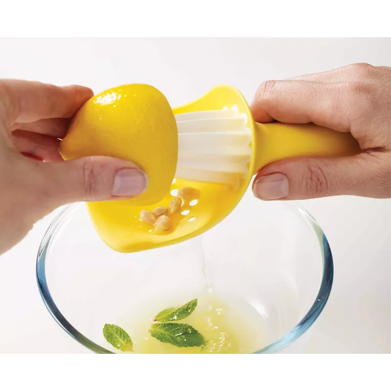 Joseph Joseph Catcher Citrus Reamer – citrusinių vaisių sulčiaspaudė su sėklų gaudykle