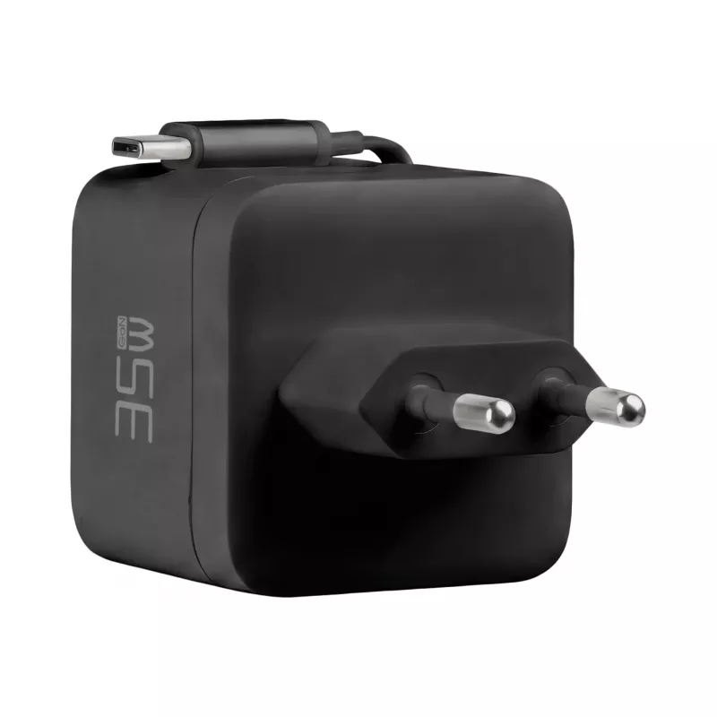 EFB Elektronik G352CE 35W GaN USB-C sieninis įkroviklis su įtraukiamu 0,7 m kabeliu, PD3.0 ir QC3.0, juodas