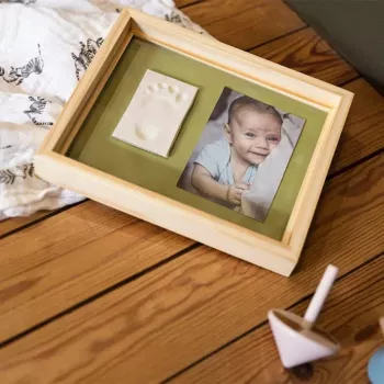 Baby Art Pure Frame medinis atminimo rinkinys kūdikio rankos ar pėdos įspaudui