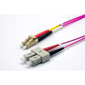 EKIVALAN OM4 dvigubas optinis komutacinis kabelis LC/SC, 50/125 µm, heather violet, 5 m COZOM4DCLC2SE0050A