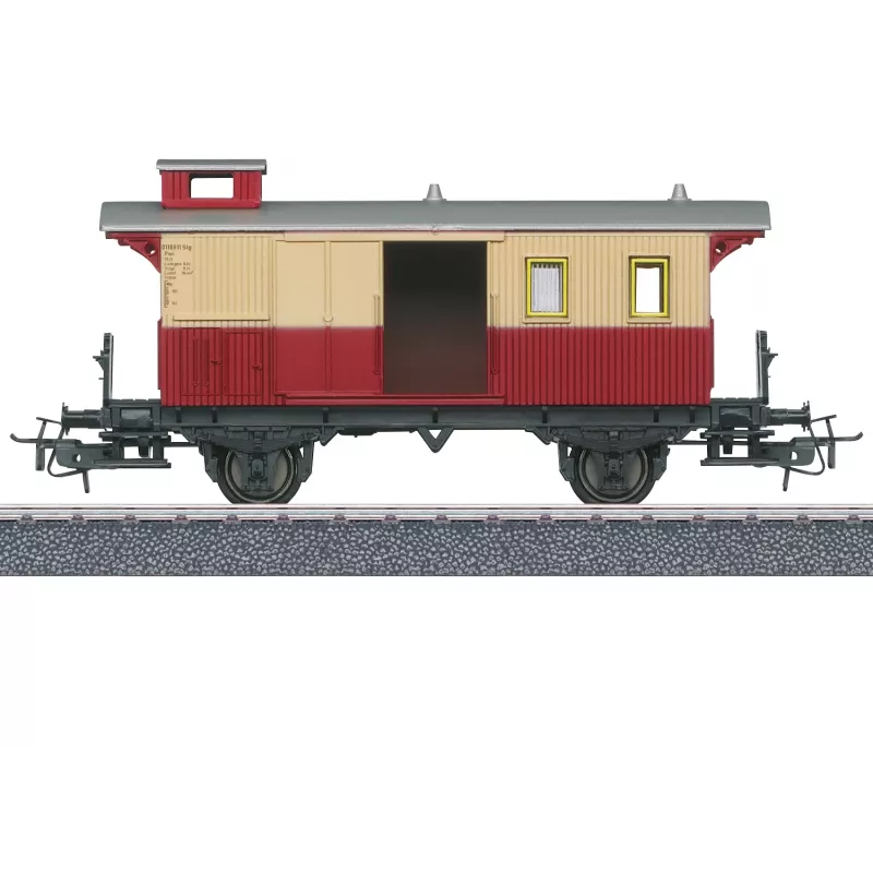 Märklin 4108 H0 antros klasės keleivinis vagonas su sijonais DB III–IV epocha