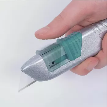 wolfcraft saugos peilis 4134000 su automatiniu geležtės įtraukimu