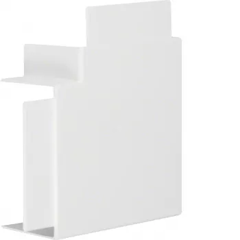 HAGER plokščiasis kampas be halogenų PVC 60x110mm eismo balta RAL 9016 LF/FB kanalams LF6011059016