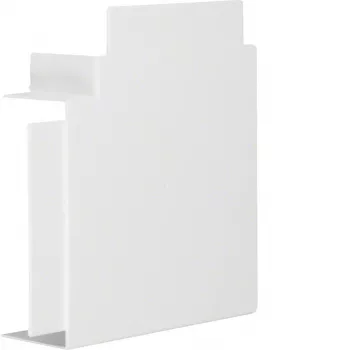 Hager LF serijos plokščiasis 90° kampas 60x150 mm kanalams, grynai balta LF6015059016