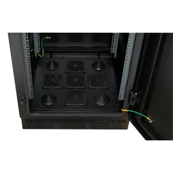 19 colių tinklo spintelė 24U 800x800, IP55, su iš anksto sumontuotu cokoliu, RAL9005 692724IP55V2.TS