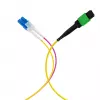 EFB Elektronik MPO-PLUS/APC(F)-LC trunkinis kabelis OS2 12 skaidulų Type B LSZH geltonas 3m MPOF12LCOS2-3