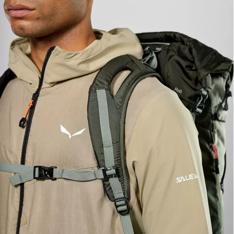 Salewa Puez 32+5L kuprinė – išplečiama alpinistinė trekingo kuprinė su Dry Back Contact