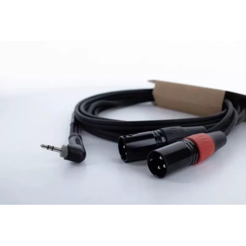 Cordial EY 1.5 WRMM XLR Y-adapterio kabelis 3,5 mm TRS į 2x XLR male 1,5 m juodas 14874