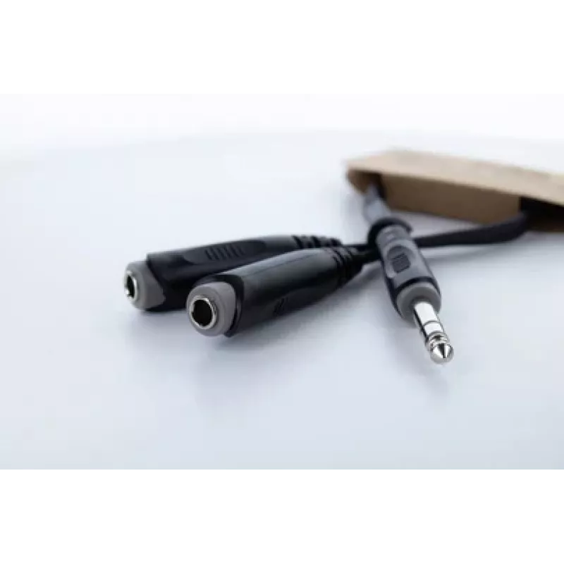 Cordial 14882 6,3 mm stereo jack Y-adapterio kabelis, 1x vyriškas į 2x moteriškus, 0,3 m, juodas PVC