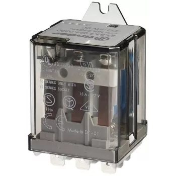 Finder 62.83.9.220.4009 kištukinis relė 220V DC 16A 3 perjungimo kontaktai