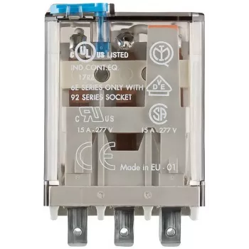 Finder 62.33.9.220.4300 kištukinis galios relė 220 V DC 16 A 3PDT