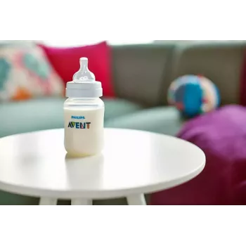 Philips Avent Anti-Colic silikoniniai speneliai, greitas srautas, 6 mėn.+, 2 vnt.