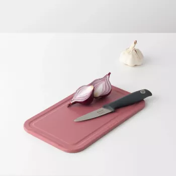 Brabantia TASTY+ maža pjaustymo lenta, vynuogių raudonumo