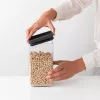 Brabantia Make & Take stačiakampė maisto laikymo dėžutė 1,6 L tamsiai pilka
