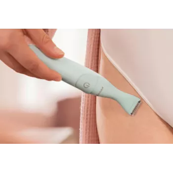 PHILIPS Essential Bikini šukuosenos trimmeris BRT398/15, saugus skutimas jautrioms zonoms, šlapias ir sausas, 3 ilgio nustatymai, maitinamas baterija, baltas su rožiniais akcentais