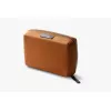 Bellroy Tech Kit Compact - bronzinis technologijų priedų organizatorius
