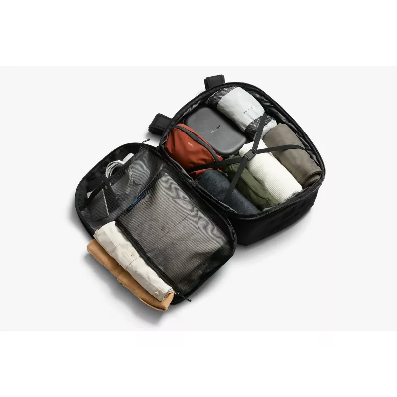 Bellroy Transit Travel Pack Pro 38L nešiojamojo kompiuterio kuprinė, juoda