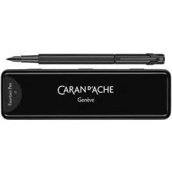 Caran d'Ache 849 Black Code plunksnakočiai rašiklis, M (vidutinis) smaigalys, matinis juodas 840.496