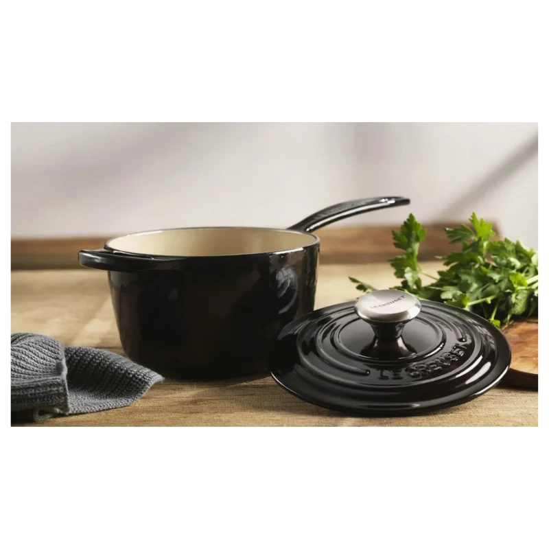 LE CREUSET ketaus puodas 16 cm 1,5 L juodas