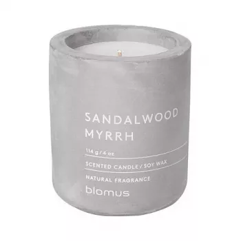 BLOMUS FRAGA kvapioji žvakė Sandalwood Myrrh 8 cm pilka