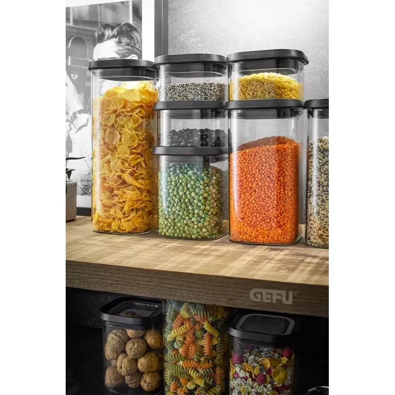 GEFU PANTRY stačiakampė talpa 2,5 L juoda, permatoma 1 vnt.