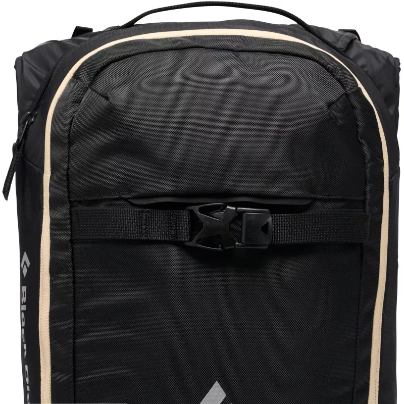 Black Diamond Dawn Patrol 15 M/L juoda kuprinė