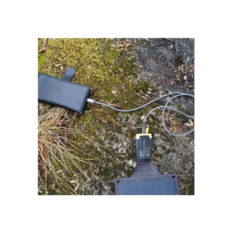 Aqiila Sunbird P21 – sulankstomas saulės energijos įkroviklis su USB-C prievadu