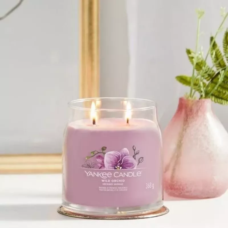 Yankee Candle Wild Orchid žvakė, vidutinė